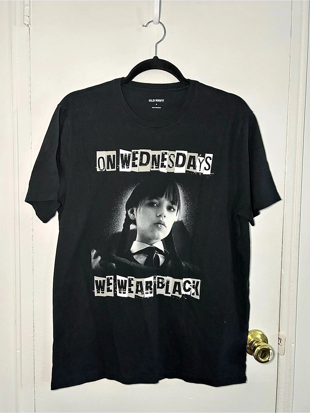 Old Navy Wednesday Addams Netflix On Wednesdays We Wear Black Graphic Tee Size M